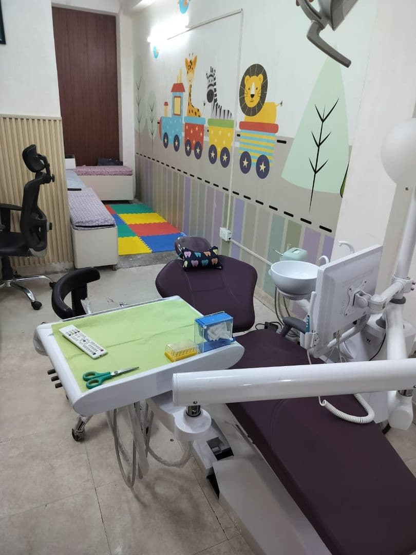 RAMS Dental Clinic in Vasundhara, Ghaziabad - Dentist Dr. Sakshi Bhardwaj (MDS, BDS)
